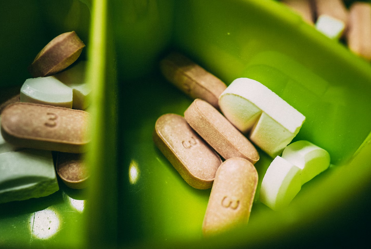 Reasons to Read Reviews Before Buying Supplements Online